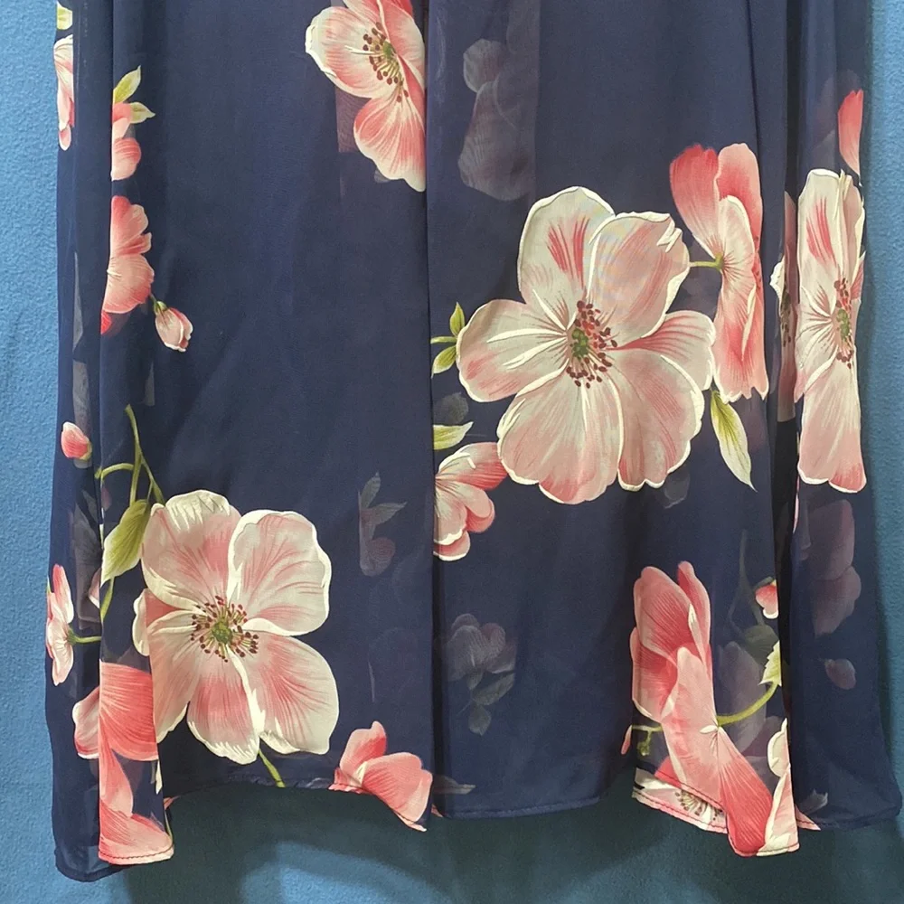 New open shoulders dress with turtleneck scarf size 8P, Signature by Robbie Bee